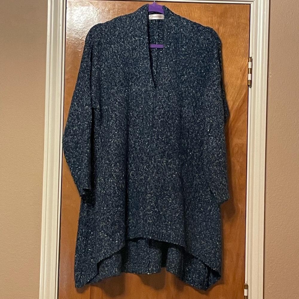 Sweater Top/Dress by Simply Couture Size Medium